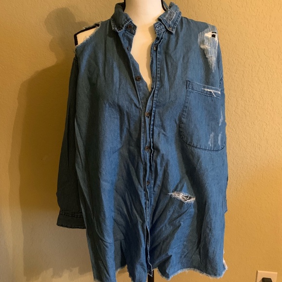 Twelve Button Down - Picture 2 of 4